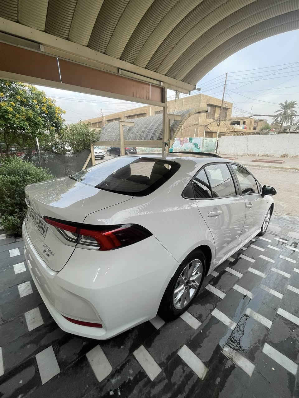 السلام عليكم كورلا هايبرد 
2025
كفاله عامه من الصبغ والبارد والحالوب 
فتحه 
بصمه 
جلد 
ردار
***********
بغداد الرصافه
سعرهه ١٦٢ مجال بصيط
