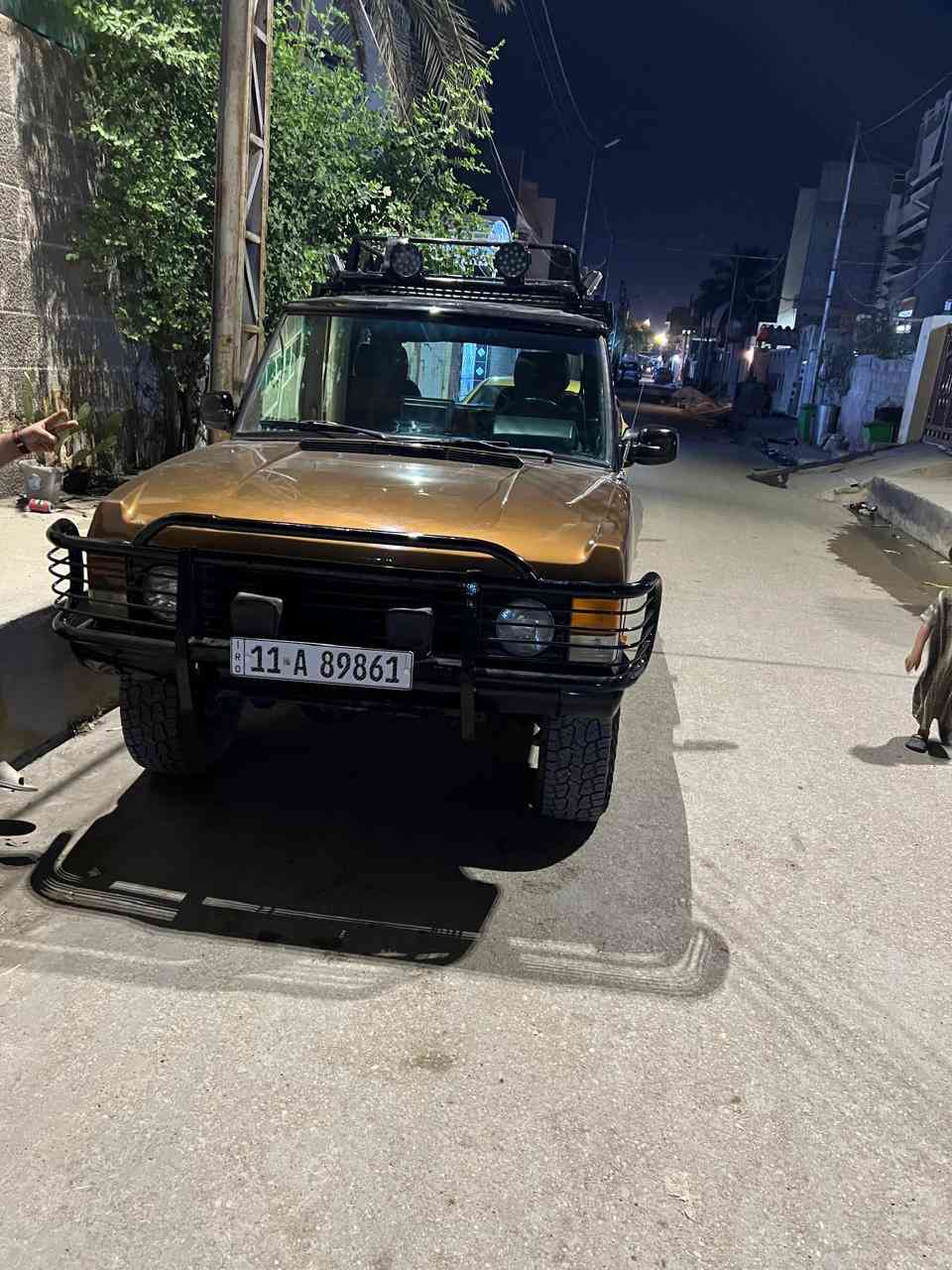 السلام عليكم للبيع رانج روفر
السيارة جاهزة معمرة ومتعوب عليها مال جناي 
موديل 1989 تحويل مباشر رقم دولي بغداد
مكاني ديالى بعقوبة سعر 75 وبيها مجال حق جيتك
للتواصل ***********
