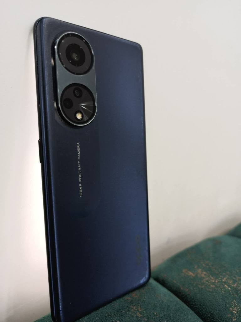 السلام عليكم ورحمة الله وبركاته
Oppo reno 8t 5g 
للبيع جهاز أوبو رينو 8 تي فايف جي 
المعالج سنابدراكون 695 فايف جي 
الذاكرة 256 رام 8 زائد 8 ايصير 16
الكامرة الخلفية 108 ميجا والسيلفي 32 ميجا
البطارية 4800 سرعة شحن 67 واط
الشاشة منحنية حجم 6.67 تردد 120 هرتز
نظافة 90 بالمية كامل الملحقات سعره 200 الف وبي مجال
عنواني الجانب الايسر موصل, نينوى


**إذا كنت صاحب هذا الإعلان وتريد حذفه لأي سبب، رجاءا أرسل رسالة إلى الدعم الفني**