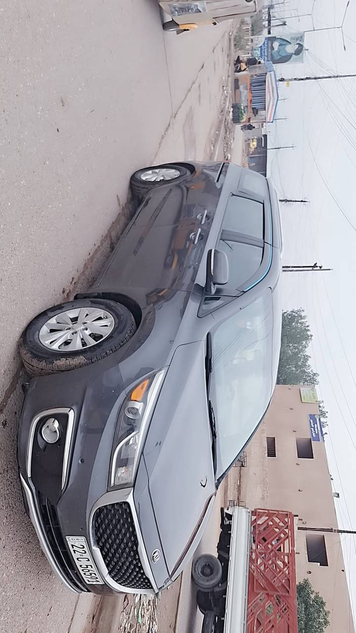 السلام عليكم
للبيع كيا سيدونا 
مال جناي 
فول مواصفات عده الفتحه 
٢٠١٧ 
حادث  جاملخ وربع البنيد وبالعراق تبديل قطعتين بدون دواخل بدون يرباك موضح بسونار 
مواصفات 
 بصمه
جلد ومغلف تفصال
بوب كهربائي 
شاشه كبيره
اشاير بلمري
ترحيب دخول
بـردات 4 قطع ابـلادي

حساس امامي خلفي 
تدفئه كشنات
ثلاث قطع تبريد ثلاجه 
7ركاب كشن السائق كهرباء 
حداديه تبريد وكير ومكينه خير من الله 
مكينة 6 سلندر
تخم تاير جديد
السياره جاهزه مابيه نقص شي 
مكاني بغداد سعرها 165 تفاصيل أكثر اتصل ***********
