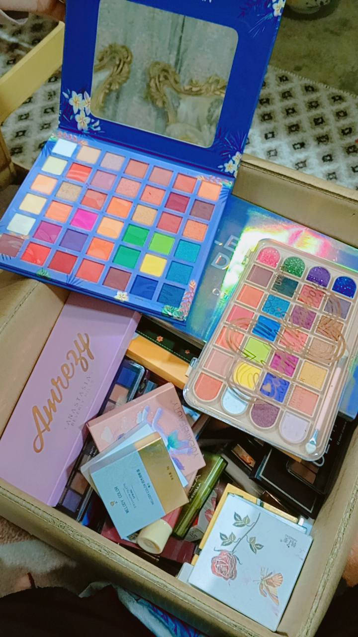 صلو عل نبي وصلت البضاعه عنايه ومكياج وغسولات جسم رجالي نسائي ورياضي من ضمنه


**إذا كنت صاحب هذا الإعلان وتريد حذفه لأي سبب، رجاءا أرسل رسالة إلى الدعم الفني**