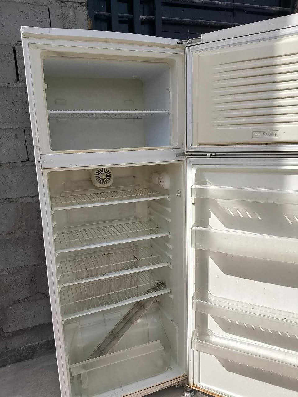 ثلاجات للبيع 
حسب حجم 
والسعر عنوان فلوجه
شغالات عل فحص


**إذا كنت صاحب هذا الإعلان وتريد حذفه لأي سبب، رجاءا أرسل رسالة إلى الدعم الفني**