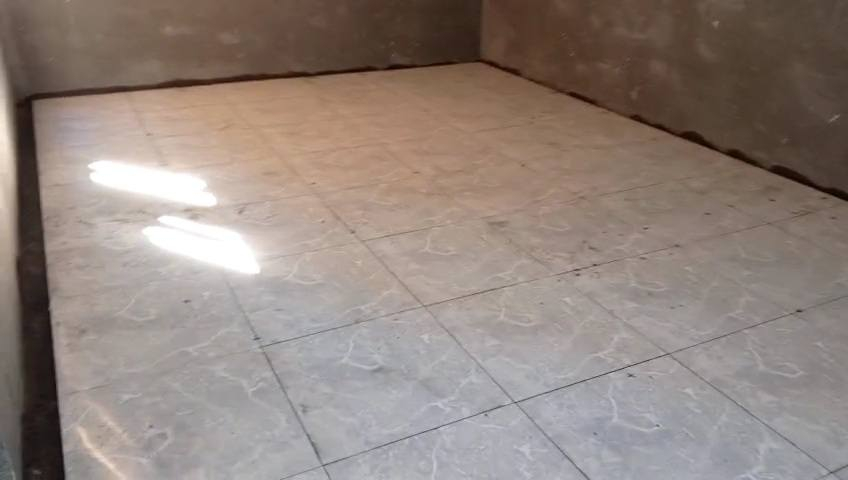 خلفه لبخ وبياض والواح بورسلين ومرمر وگرانيت  وسيراميك ارظي وجداري ودرج فر وعدل  اشتغل بالسمنت وماده اشتغل بأليزر وصلايب والتزام بل عمل متفرق حاليأ مراسله اواتصال ***********
