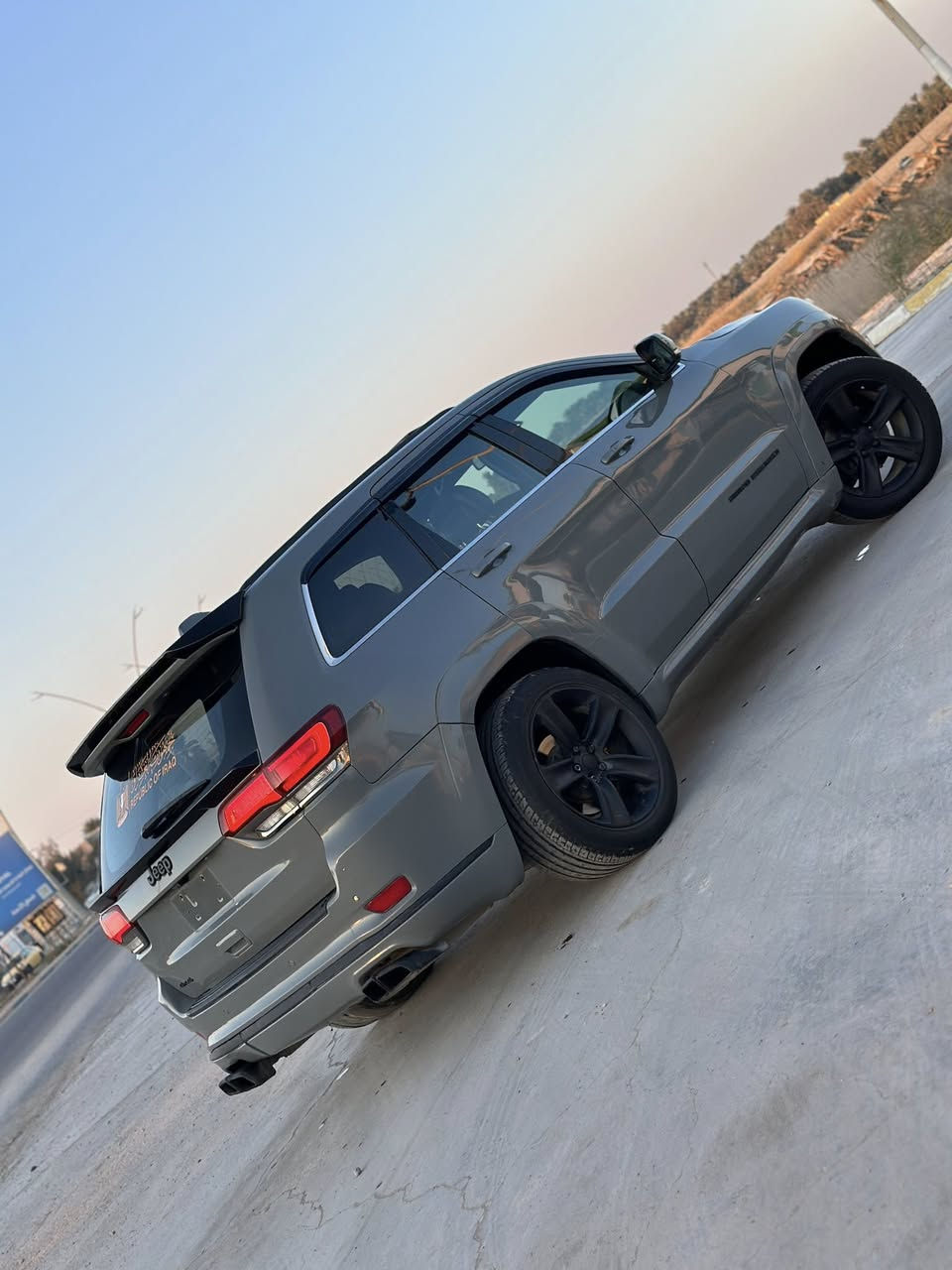 بيع او مراوس مناسبه جيب لاريدو اوفر لاند ٢٠١٦ تغير لون الاصلي فيلي
-بانوراما 
-خزن ميموري 
-كشنات كهرباء
-كشنات تدفئه تبريد
-ستيرن كهرباء + تدفئه
-مري قلاب +شفط
-صندوك كهرباء
-شفتات ستيرين
-السياره حادثها جاملغ امامي جهه الصدر والسياره مصبوغه عام تغير لون بدون كلبه او جفيه محدث كت كامل مال Srt حتى الوياله رقمها بغداد الجديد باسمي سنويه لل٣١ مكاني ديالى الخالص السعر ١٦٥ بيع او مراوس 
 ***********
***********
