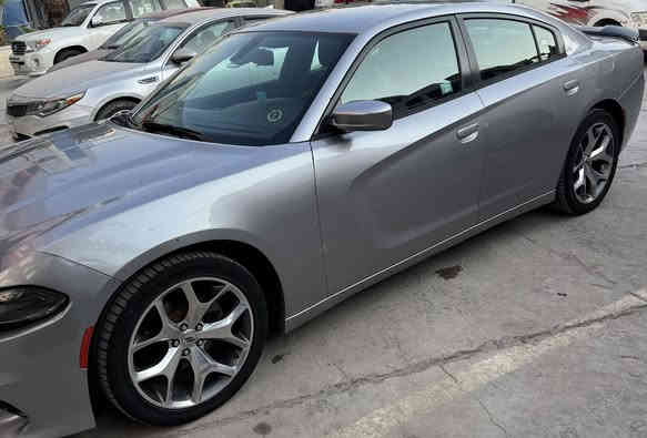 للبيع 
موديل 2015 
3.6 V6
94 الف ميل
رقم بغداد
بيها بنيد  وشويه من الجاملغ الامامي
بيها  شوية صبغ بالجاملغ  خلف الراكب
صور الحادث منشوره
***********
رايدها ب١٧٠
