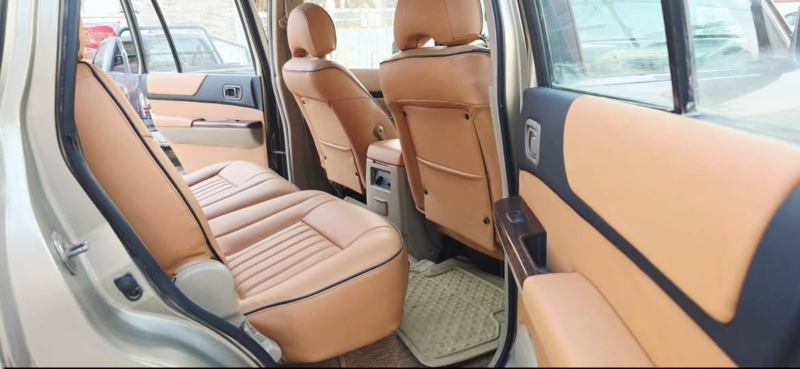 السلام عليكم
للبيع 
نيسان باترول سوبر سفاري 
موديل 2002
محرك 4800 نوزل 
كير عادي 
صبغ حزام 
حداديه تعبانه
السعر 92
***********
