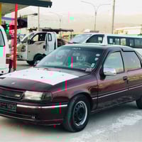 أوبل فيكترا • ١٩٩٣ • رانية