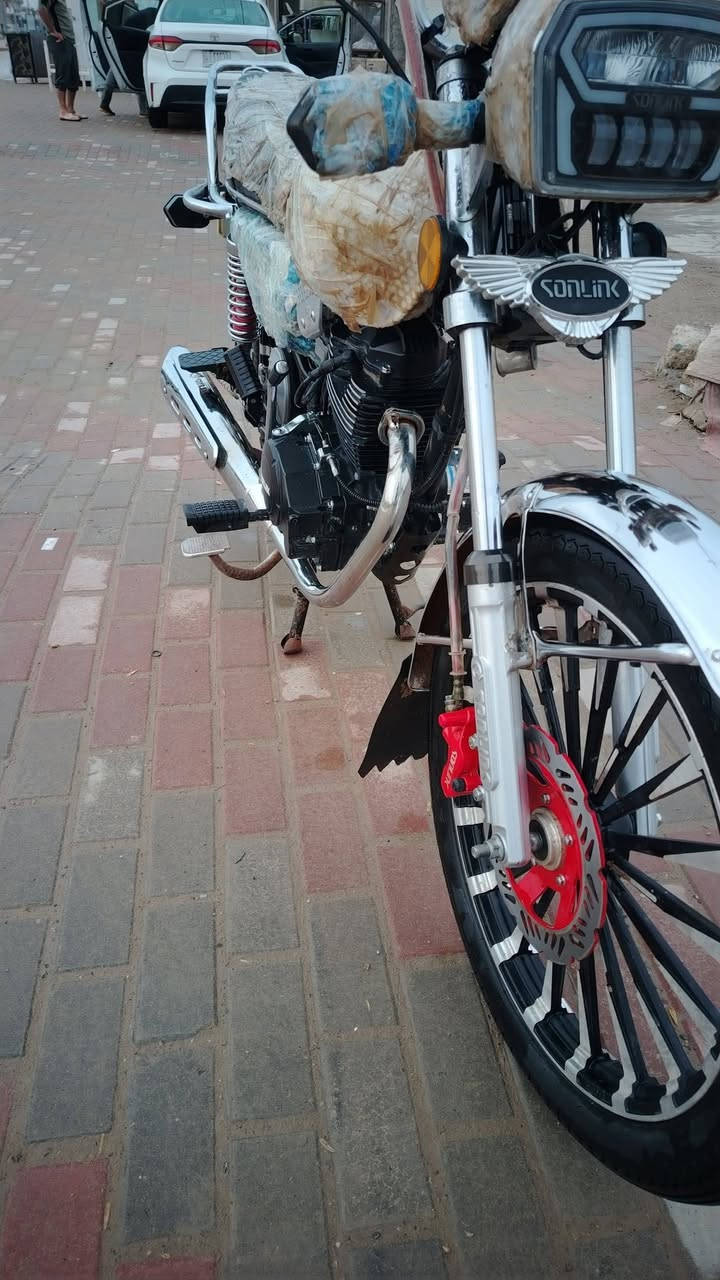 السلام عليكم دراجه سيفان موديل 25 محرك 200 دراجه بلادي عنوان صلاح الدين سامراء لون بنفسجي  سعر 740 استفسارات هذا الرقم.                ***********
