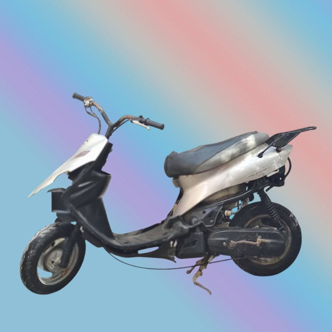 بيجي محرك مفتوح مبدل بستم فقط محرك ناعم
شلعة ومعدل ضفيرة كلجات جدد تايرات جدد كفرات اصلي  السعر 180 قفل 
مكان سوق الشيوخ


**إذا كنت صاحب هذا الإعلان وتريد حذفه لأي سبب، رجاءا أرسل رسالة إلى الدعم الفني**