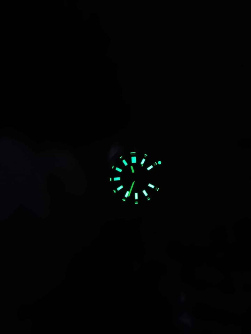 ساعه ماركه Cadisenاصلي بشرت اوتوماتيك 200مترا ژير ئاو ئاوناچيتئ بشرت فسفور جديد سعر 150هزار (150الف)مجاليش تئدا هه يه دهوك, العراق


**إذا كنت صاحب هذا الإعلان وتريد حذفه لأي سبب، رجاءا أرسل رسالة إلى الدعم الفني**