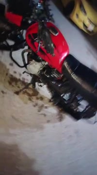 المديل ٢١ مرقم انكليزي بااسمي سنوية باقية بس استلام لوحات تخم تاير جدي...