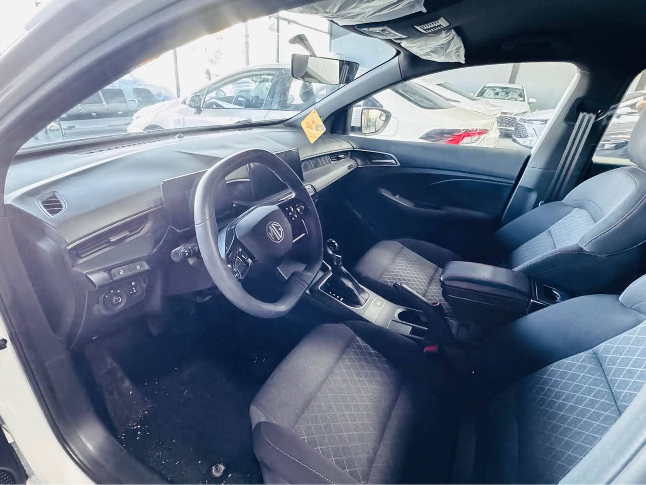 ئێم جی MG3 2025 زەمان 6 ساڵ
تەنها 6 هەزار رۆشتووە
مواصفات ستاندارد شاشەوکامێرا حساس .
ئاوێنە ئیشارەت بلوتوس.ڤۆلیۆم.
گێج ئەلیکترۆنی و تەبرید لەمس.
مکان   اربیل سعر .108$
موبایل*********** أربيل, العراق
