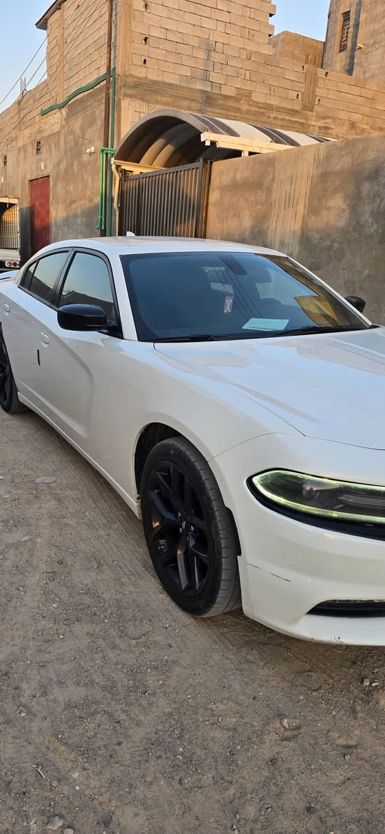 دوج جارجر 2018 السياره نضيفه كير محرك كفاله حداديه تخم تاير استخدام شخصي وارد كندي بيه كلير بلمدكر الوره مال السايق وبيه طخه بلباب مال سليق موضحه بلصور الباقي كفاله تحويل فقط راعيه بلبصره  السعر 215 رقم *********** وتساب +اتصال البصرة, العراق
