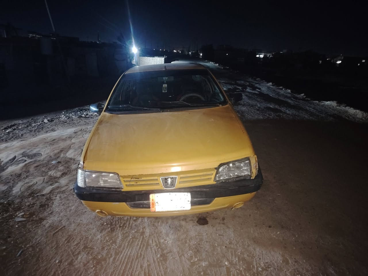 ***********مكينه كير في فتي تخم تاير تبريد ثلج دوخل جلد شاشه حداديه زينه بس راعيها رقمه راح مني سنويه صاقطه صار سنه وشوف عينك لا تكلي شبيها كلشي مابيها جهزه كل جمعه اطلع نجف كربلاءخير من الله سياره
