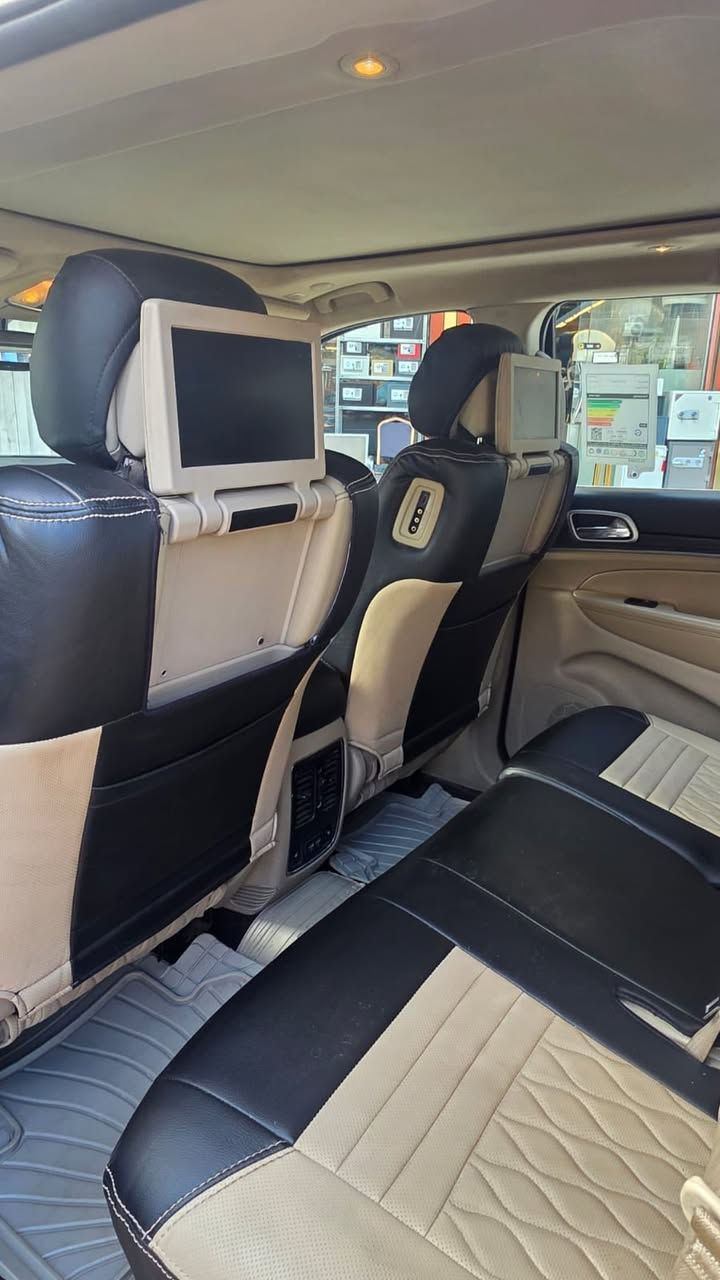 سلام عليكم للبيع جيب لمتد بلاس خليجي 2019 كفالة عامة
3 شاشات
فول مواصفات 1/1
مكينه  3600
ماشيه 90 كيلو
مكفوله كفاله عامه
تشغيل عن بعد
شاشه جبيره 
كامره دواره
جنطه كهربائي شفط
شفتات ستيرن 
تئدفه بلستيرن
حساسات امامي خلفي
دبل كزوز
سستم صوت 12 سماعه
دمامي خلفي بصندوق
قطعتين تبريد 
كشن خزن ميموري 
داخل جلد
تدفئه تبريد بكشنات
ستيرن تدفئه
لايت زنون بلادي
اطفاء محرك اوتو عند توقف
اوتو بارك مساعد
ردارات جانبيه
توقف ذاتي 
رقم بغداد انكليزي
سياره بسمي شخصيأ 
السعر 290 بيه مجال جدا بصيط 

مكاني بغداد البلديات الامن العامة 

***********
