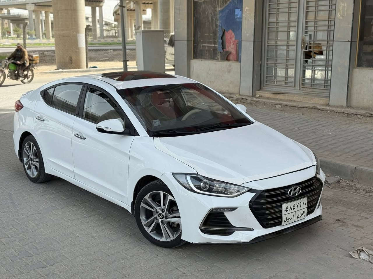 النترا سوبر 2019 خليجي 
فول مواصفات … كفاله عامه 
المواصفات👇🏻👇🏻
مكينة 2000 دوش 
فتحة سقف سلايد 
تحكم ستيرن 
شاشة أندرويد 
 كاميرا   خلفي 
قطعتين تبريد 
حاكية و بلوتوث 
حساس أمامي
حساس خلفي
لد نهاري أمامي 
ويل كب كروم 
مري جانبية كهرباء + اشاير 
مود درايف ( اقتصادي و رياضي ونورمل 
مكينه / كير / صدر / دواخل / كله كفاله // رقم اربيل بسم شركه وكاله تحويل مضمون 
مكاني النجف الاشرف ورقمي ***********
السعر 138ورقه بيع سريع مستعجل
