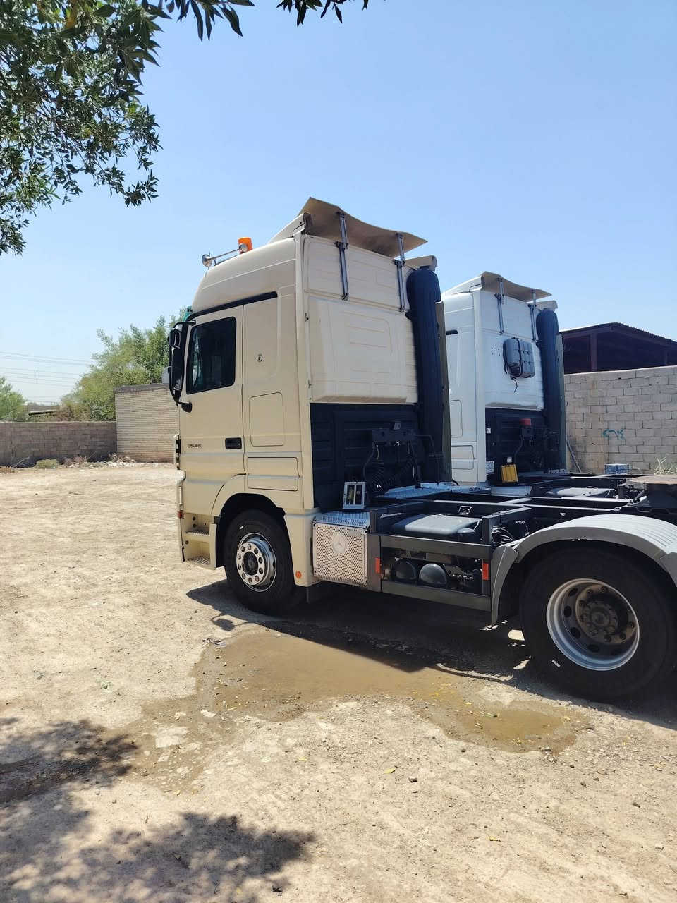 السلام عليكم اكتروز 2003 البيع رقم سليمانيه رأس و عرابنه مكفوله كفاله عامه حجم 2546 رقم الهاتف ***********
