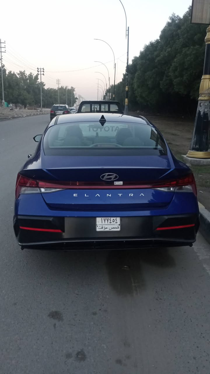 النتره 24امريكي فول مواصفات تشغيل عن بعد كشنات تتفئه تبريد رادار 4 حساسات بل مري قياده إليه تحديد مسار السياره حادث بس جاملغ الخلفي جهة السائق وبارد راجع مكحل مكان السياره كربلاء*********** السياره معروضه 155 وبيه مجال حك الجيه وخادم
