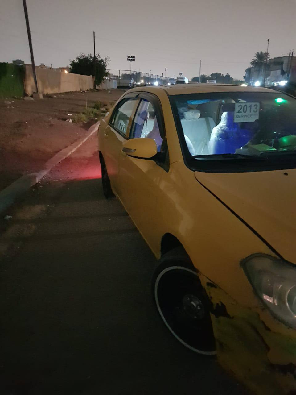 سلام عليكم للبيع بي واي دي جي ثري
موديل 2013 بسمي مصفره خط وبحث وهيئه وغرامه تحويل مباشر 
 مكينه كير اتو بلاديه خير من الله 
تكمها شواصي الغود حوضها نضيف وبدون ضرر بيه تكحيل بالكشر اثر شخوط 
تدفئه شغاله 
كهربائيات كلها شغاله وبلاديه 
جام اتو يصعد وينزل سنتر لك اربع بيبان 
دوشمه  وكاعيات جدد دشبولها نضيف 
لايت عالي ناصي اصفر 
 بلوجكترات ابيض ضبابي شغال 
الاستفسار على الرقم ***********
مكاني بغداد 
السعر 45 بيها مجال للشراي
