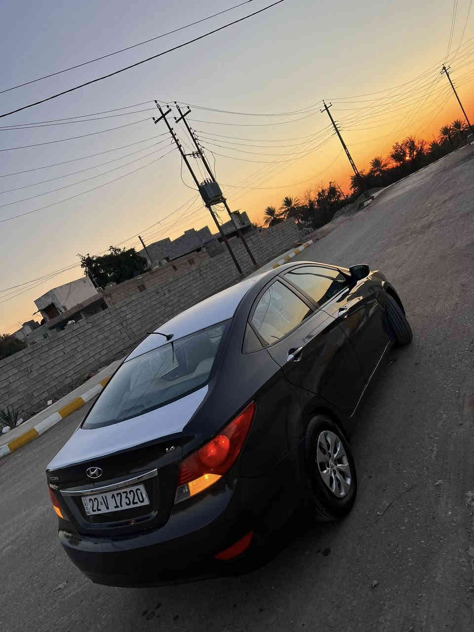 السلام عليكم 
هونداي اكسنت 2016 خليجي رقم أربيل دولي هزه سنويه جديد شرط التحويل محرك 1600 دوش شرط كير أوتوماتيك شرط 
صدر تخم تاير جديد. تدفئه و تبريد شغال. داخل لونين سنتر لوك اشاير ب مري. مرايات كهرباء نضام ايكو. بيها طخه ب چاملغ الأمامي. وصبغ حزام جماليه رش فقط 
مكاني سامراء السعر 90 بيها مجال 
***********
