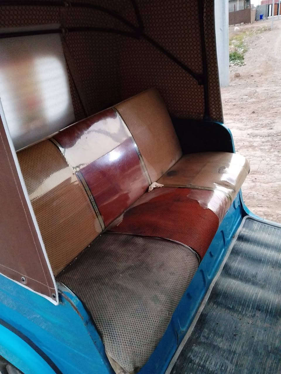 سلام عليكم تكتك للبيع مديل 2020 شهر 8 تحويل ثاني يوم تكتك نضيفه نضيفه خير من الله بلايه   سعر 6 وثمنميه وبيها مجال الطيب بكان بغداد قرب سيطره الشعب رقم الهاتف ***********
