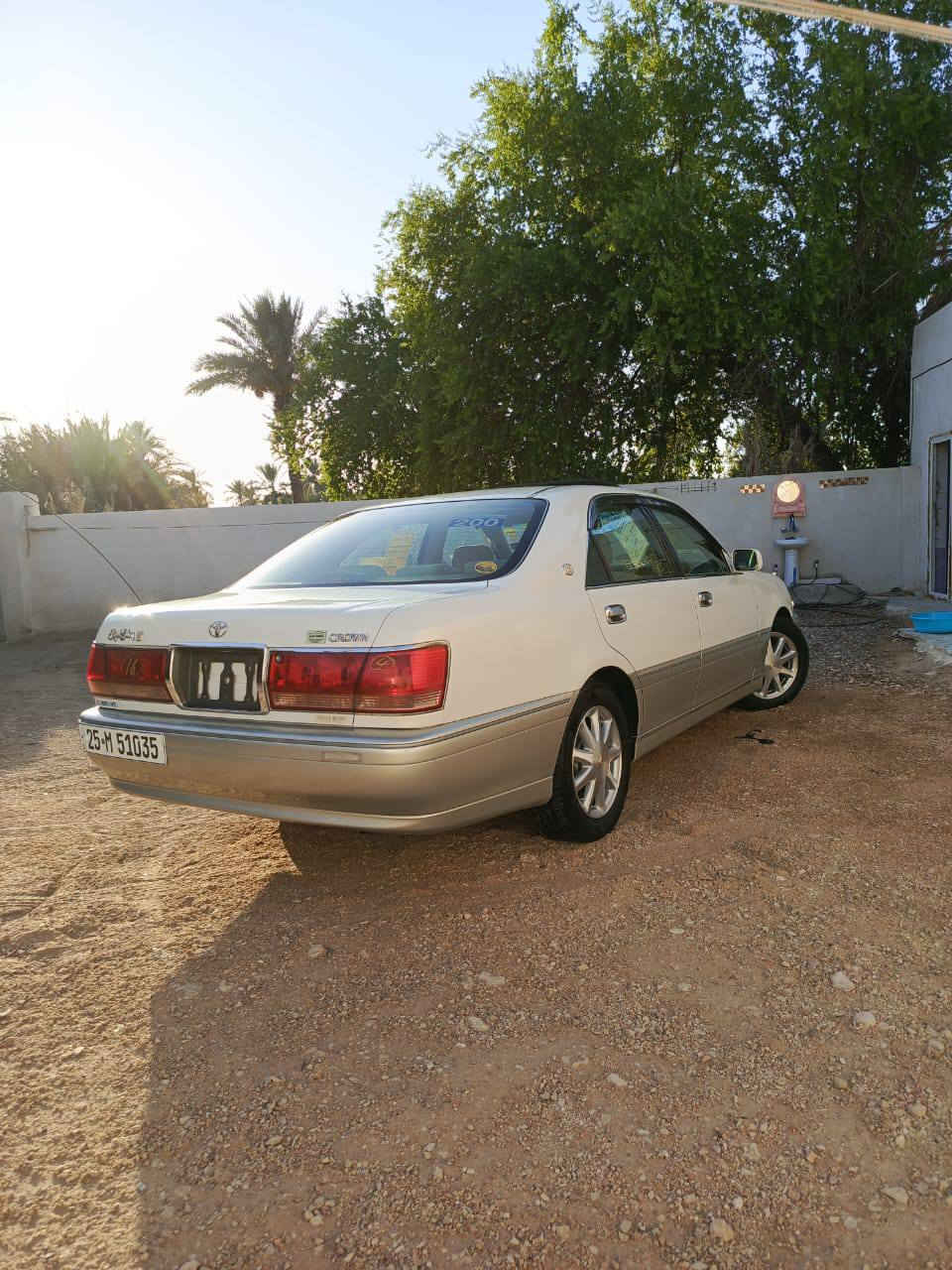 السلام عليكم
تيوتا كراون ملكه للبيع
موديل 2003
3دكم وفتحه فول
تبريد ثلج 
محرك ديفور الكبير  
مري شفط وهيتر بالمري 
اربع كشنات كهرباء 
شاصي 75
حداديه بالكارتون 
مكفوله كفاله عامه 
مداور ثاني يوم رقم كركوك الدولي
السعر 163وبيها مجال للشراي 
للاستفسار ***********
