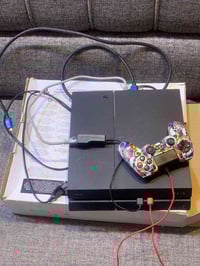 بلايستيشن ٤ سلم • ١ تيرا • مهكر ١٥ لعبه