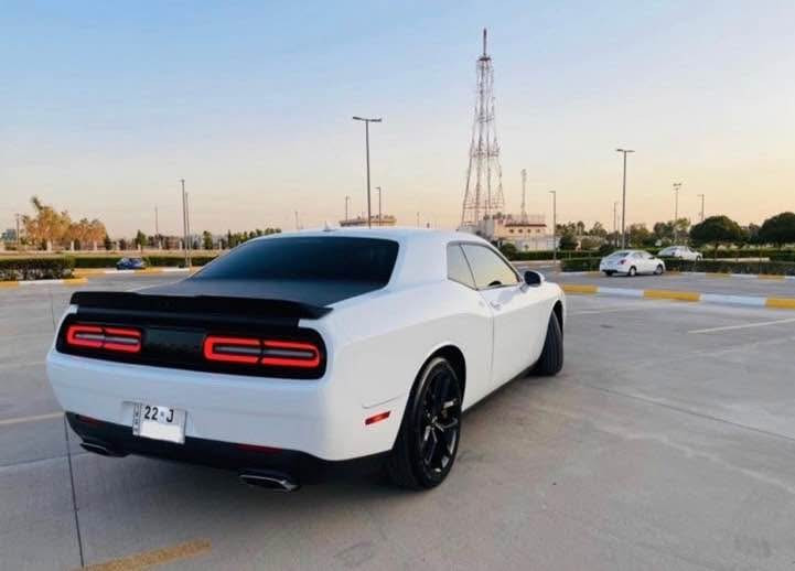 دۆج چالینجەر  ار تي ٢٠٢١
R/T 2021
مەکینە ٨ پستۆن ٥.٧ هیمی
٣ پارچەی پێشی سبوخە شانسی سەکن تەنها تەعدیلە
مواسەفات  سوپەر تراک پاک 
شاشە گەورە . کوشین جلد . گێر لە سوکان . . هتد…
.
رەقەم سەنەوی بەناوکردن غەرامە بە شەرت
.
سعر ١٧٦ وەرەقە و معامەلە
.

***********

جالنجر ٥.٧ هيمي ٢٠٢١
سيارة ثلاث قطعة امامي مصبوخ. شوية شينسي بيها تعديل فقط 
مواصفات . سوبر تراك باك . شاشة جبير . كشانت جلد . شفتات ب ستيرن …..
رقم  سنوية. تحويل غرامات كلها ب شرط
.
سعر ١٧٦ ورقة و بيها مجال 
.

*********** أربيل, العراق
