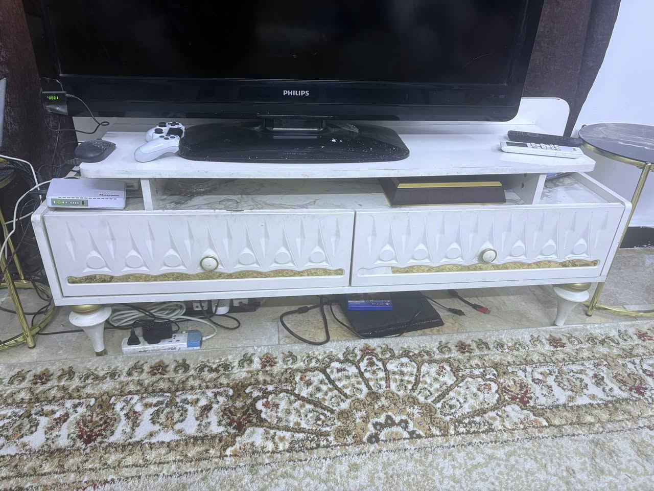 السلام عليكم من رخصة الادمن 
نص تخم 5 مقاعد نظيف ب170 الف 
ميز تلفزيون 40 الف 
بيهن مجال للشراي
مكان الدوره الصحه


**إذا كنت صاحب هذا الإعلان وتريد حذفه لأي سبب، رجاءا أرسل رسالة إلى الدعم الفني**
