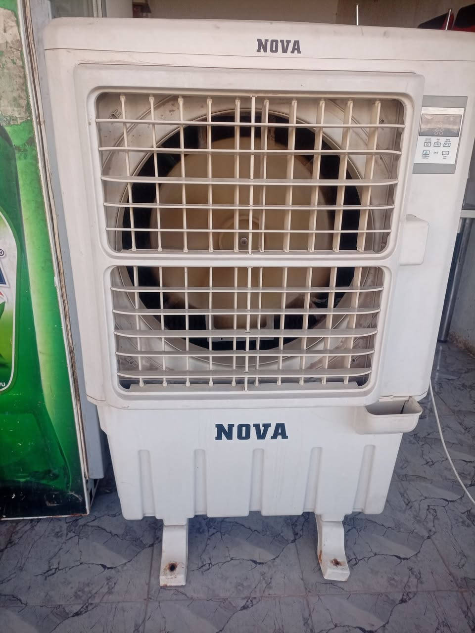 مبرده بلاستك حجم كبير سعر 85.الف قفل الاستفسار على خاص او الاتصال ***********عنوان واسط الصويره حي الشهداء سعر قفل
