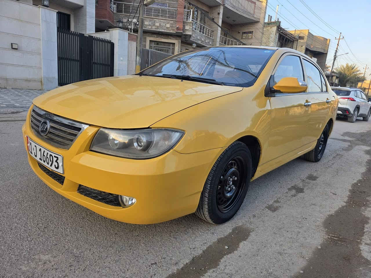 ليفان ٦٢٠ موديل ٢٠١٣ محرك كورلا كير عادي كلج جديد كورلا بيه صبغ صفحه وبنيد بدون ضرر جماليه صدر امامي خلفي جديد منظومه تبريد جديده مال كورلا شرط ثلج مدوشم كشنات وكاعيه تخم تاير نظيف رقم بغداد باسمي السعر ٤٦ ورقه للاتصال ***********
