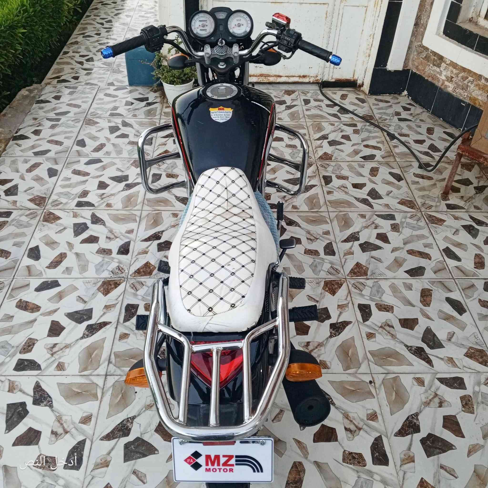 ماطور  MZ للبيع محرك 200الموديل 2021 السعر مليون 100وبيه مجال رقم الهاتف ***********
