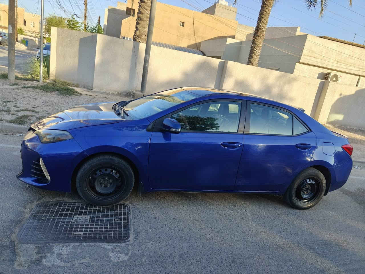 كورلا 2019 امريكي فقط بنيد صبغ صور الحادث بلمنشور
تبريد ثلج 
كامره دواره 
شفتات استيرن 
تحكم استيرن جهتين 
شاشه جبيره
محرك 1800
داخل جلد ومخمل 
سيارة جديدة وجاهزه من كولشي 
…………… .
مكانها بغداد العامريه                السعر 119 بيها مجال قليل
للاستفسار 
          ***********
