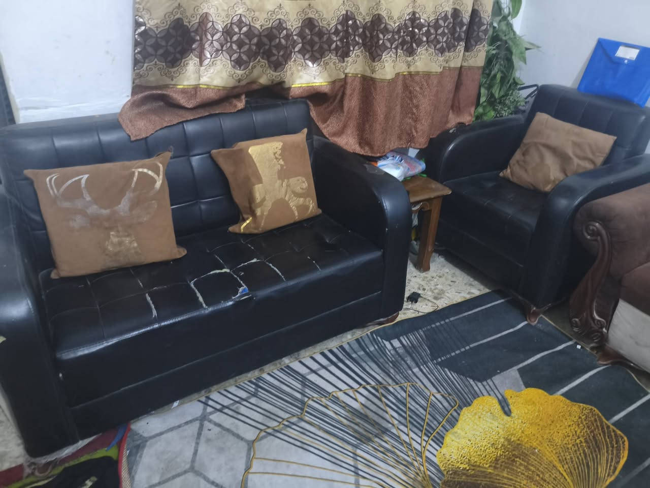 قنفات للبيع كدامكم  نضيفات  مكاني بغداد الحريه شراي يراسلني وتساب ***********
