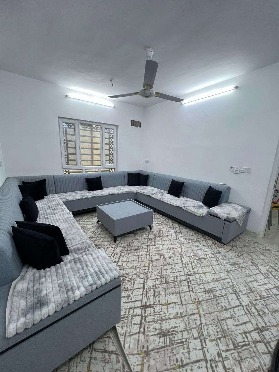 ♦️دار طابقين طابو صرف للبيع..

المساحة : 200 متر الواجهة 10متر  🏠

دار الطابقين  ....
الطابق اول ((غرفه نوم _استقبال _هول داخلي _مطبخ _صحيات داخلي و خارجي _كراج كبير  _(درج داخلي و خارجي ))..

الطابق الثاني (( غرفتين نوم _استقبال صحيات _مطبخ _مخزن ))..

موقع الدار: حي الواسطي سايدين مول حجي زياد خلف صيدلية الهدى

💵💵السعر ع الاتصال💵💵
***********

 1- التعامل يكون مع صاحب العقار الشرعي
2- المكتب  وسيط بين الطرفين ولحفظ الأجراءات  القانونية والتأكد من صحة العقار قبل تسليم اي مبلغ بأشراف قانون——————
3- الرقم الخاص بالمكتب للأتصال ***********
—————
4-موقع   المكتب كركوك حي الواسطي 
سايدين العمارة الخضره مقابل شقق الغاز  ومجاور دكتورة سلوى البياتي 
 🏦مكتب سُلطان العقار 🏦 
 بأدراة أستاذ سيف 
 للأتصال ***********
✅نستقبل جميع عروضاتكم السكنيه والتجاريه في كركوك 💯والترويج لها عبر الصفحه الخاصة بالمكتب
للأستثمار والتطوير العقاري  معنا نحو الأفضل المكتب مجاز من غرفة تجارة ونتعامل بأشراف قانوني
