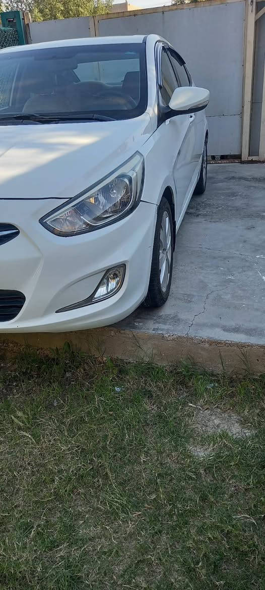 السلام عليكم اكسنت مديل ١٦خليجيه ماشيه ١٠٠ بيه بارد بل الداير الجاملغ الخلفي وصبغ دعاميه اماميه وبيه دمار بل الباب موضح بل الصوره والسونرموجود بي كل التفاصيل مكان السياره بغداد حي الجهاد محرك كير مكفولات حجم المحرك 16
السعر١١٠ رقم صاحب السياره***********اني مكلف بل النشرخابر ع صاحب السياره رجاء
