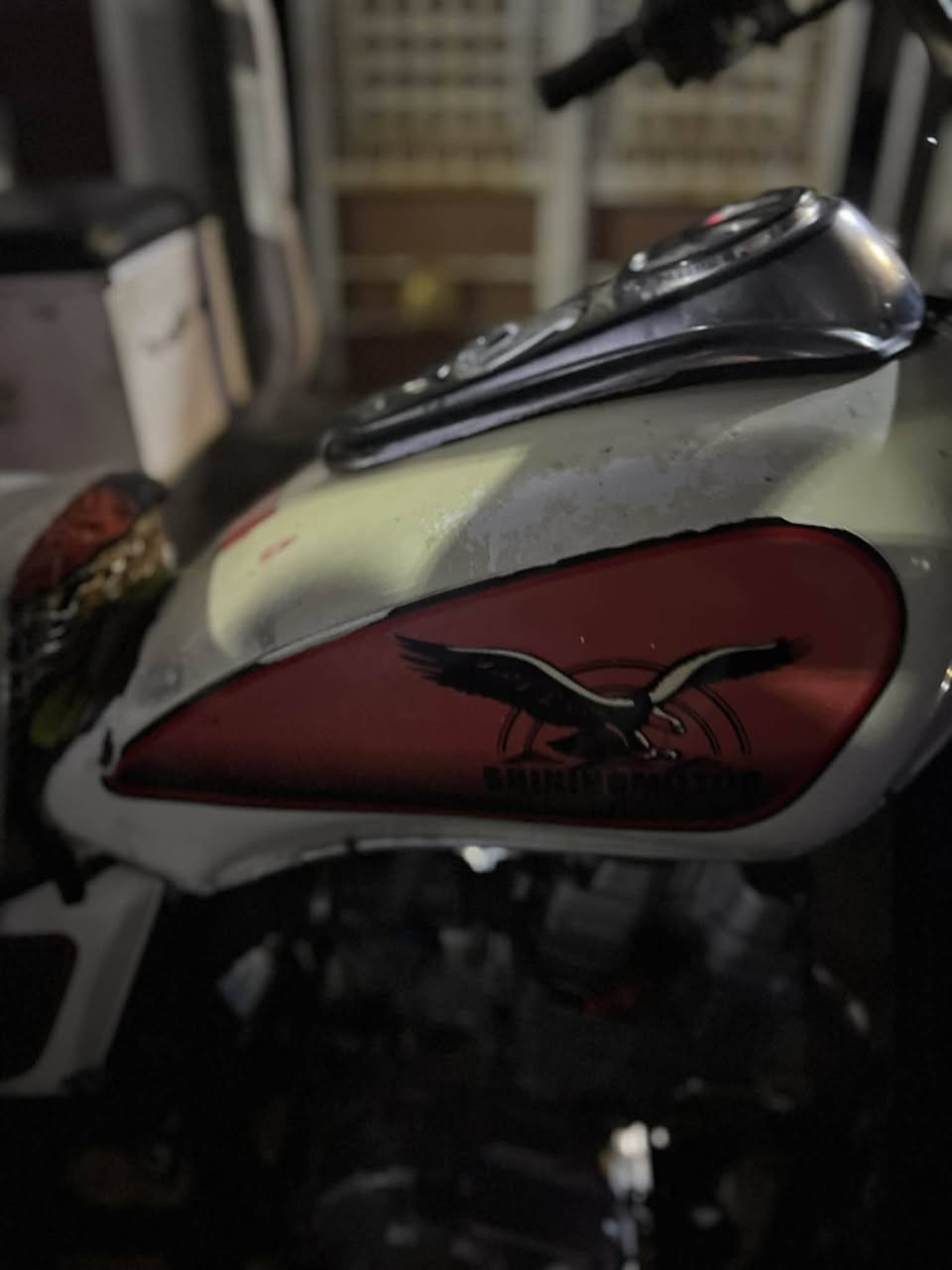 سلام عليكم ستوته صقر فحل  ستوته البيع ستوته نضيفه ما ناقصه شي يعني كبل الشارع تجي تكلب وشوف سعر مليون 700بيه مجال قليل مكاني بغداد مدينت صدر رقمي وتساب ***********
