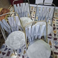 4 كراسي نظيفات ب30 للاستفسار 07710823662