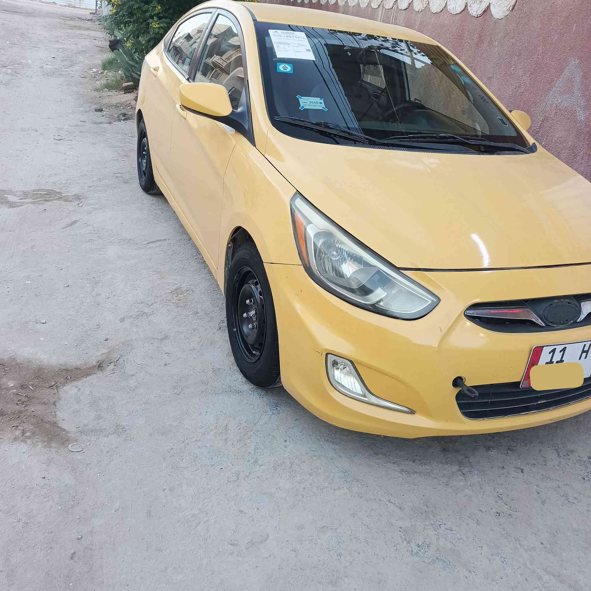 اكسنت موديل 16 للبيع
مكينه 1600
كفاله كير ومكينه وحداديه 
تخم تاير جديد
عنوان بابل مركز ***********
