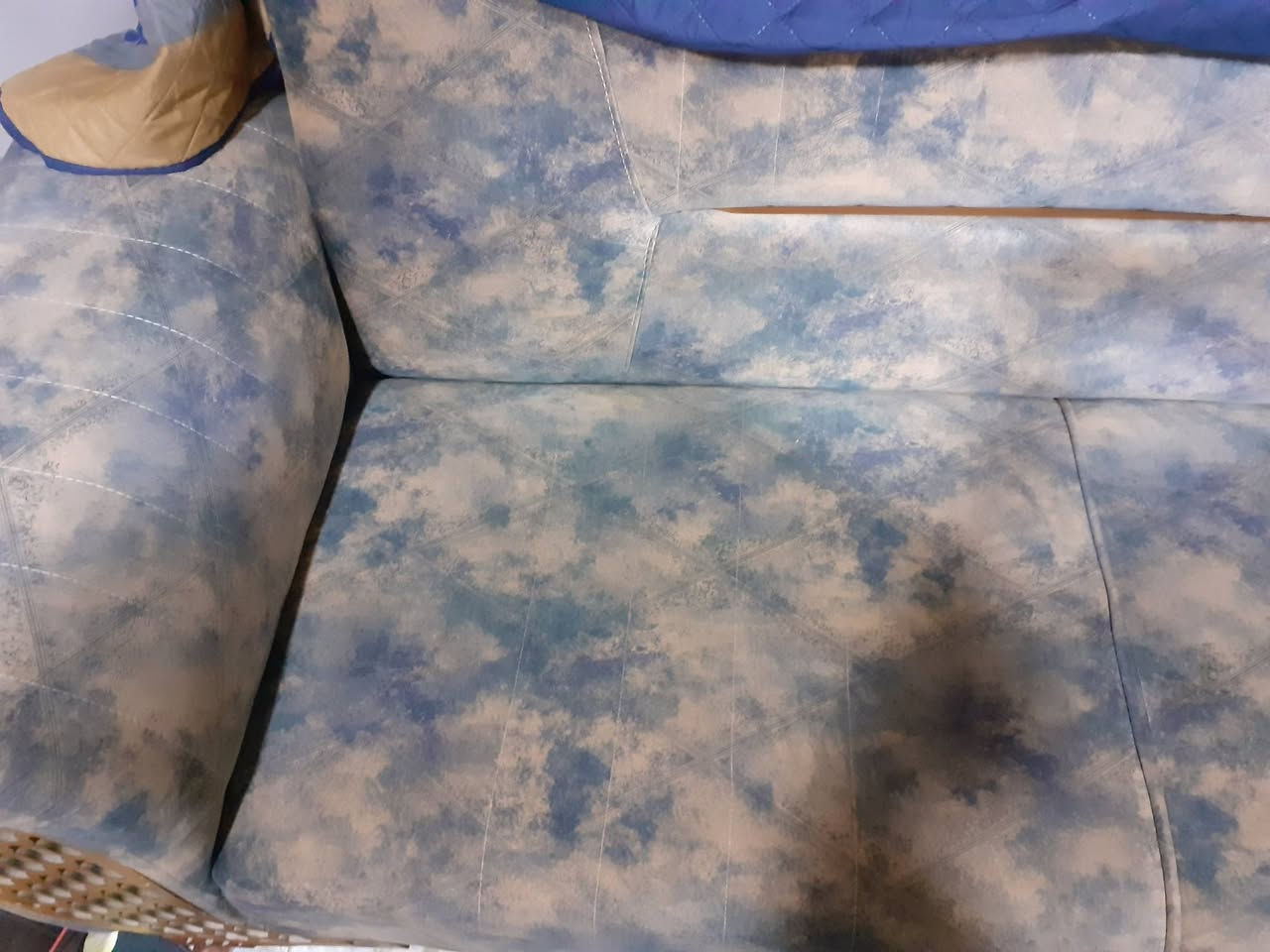 غراض للبيع
مكلف بالنشر ومستعجلين على بيعهم غراض استعمال قليل سبلت توست 2طن تدفاء تبريد شغال نضيف سعره قفل والاسعار كلها قفل السبلت سعره 250 الف ثلاجه مجمده اربع ابواب 600 الف قفل تخم قنفات عشره مقعد ثنين كرسي وثنين ثلاثي وحد ثنائي 500 الف قفل شاشه ديكو حجم 62 فول انترنيت سمارث 200 الف قفل  مجمده عشره قدم لون رصاصي 200 الف قفل  بس فيحال تاخذوهن شلع كلهن السعر بي مجال بلا زحمه لا لحد يتشاطر بالاسعار غراض اخو الجديد الي حاب يتواصل وياي على الواتساب وهذا الرقم لا ارد على تعليق ولا ماسنجر *********** واتساب ابو علي 
ملاحضه واذا اكو مندوب او مندوبه تعرضهم يمها واله هديه مني
