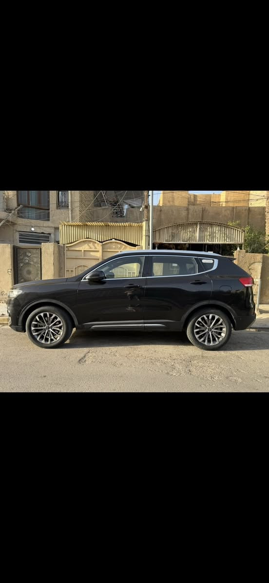 هافال موديل2019 ع20شكل ال20
المواصفات - فول
محرك2000 تيربو وكير 7 نمر  
بصمة تشغيل + دخول ذكي بصمه عدد 2
شاشة وسطية كبيرة + عدادات ديجيتال
كاميرات 360 درجة
حساسات أمامي وخلفي
أنظمة الأمان المتطورة:
 مانع تصادم
المحافظة على المسار
نقطة عمياء + علامات ترحب
مثبت سرعة راداري
‏ESP + مانع انزلاق
3 انضمه قيادة عادي وايكو واسبورت
 راحة وفخامة: 3 انضمه تغير عدد كليو متر
كشنات جلد + تحكم كهرباء
 تدفئة كشنات مع الاستيرن 
تكييف أوتوماتيك ثنائي + خلفي
أناره LED أمامية وخلفي
هاند بريك كربائي. + اوتو بارك توقف ذاتي                              
السعر 135$
موبايل ***********
