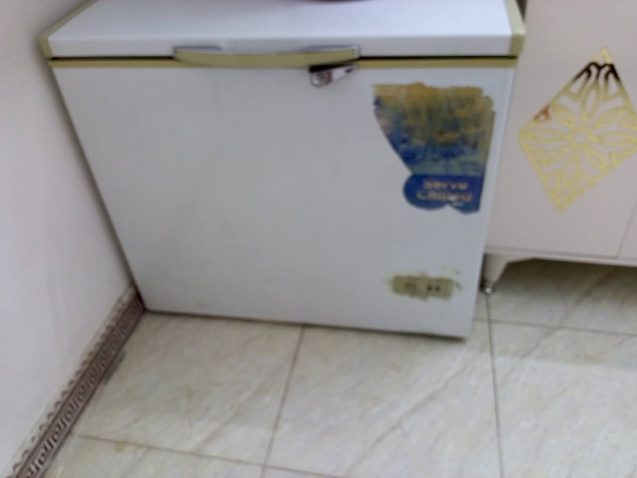التخم200وبي مجال 
المجمده 200
الكاونتر 350
الطباخ 250الغساله 150
القفص35المكان الامين الثانيه النواب


**إذا كنت صاحب هذا الإعلان وتريد حذفه لأي سبب، رجاءا أرسل رسالة إلى الدعم الفني**