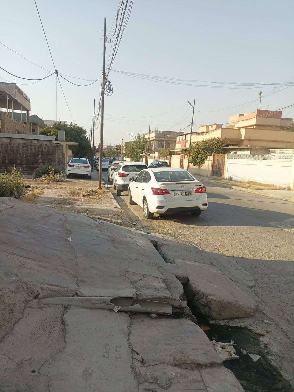 أرض للبيع في حي الزهور شارع واحد تجارية مساحة 157متر واجه 8الى ربع مقابل مول كرستال راجع مكتب الفاتح الجديد للعقار ***********/***********
