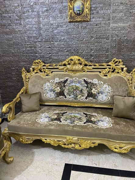 تخم مصري دوشمه جديده التخم اربع مقاعد ام النفر ومقاعد كبير عدد 2 و طبلات عدد 3 مع طبله كبيره هنه والجام مالتهم تخم جديد نضيف كلش نضافته 100/100 ب مليونين اله ربع ب التقسيط المريح رقم ***********
