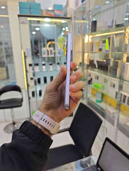 تەیارەکەی کۆمپانیای پۆکۆ ✈️😁😍

پۆکۆ ئێکس 6 پرۆ فایفجی ✅.
Poco x6 pro 5G ✅.

شاشە 6.67 بە کوالیتی 1220X2712
نوێبوونەوەی شاشەی 120 هێرتز
شاشە ئەمۆلید توانای پشاندانی 68 ملیۆن رەنگ هەیە لە چرکەیەکدا شاشە دۆلبی ڤیژن و HDR10 plus
شاشە 1800 نیت شەوق تیشکی بەر خۆر
3 سال ئەپدەیت شەریکەی بۆ هیت
پرۆسێسەری دایمنستی 8300 ئەلترای 4 نانۆمەتری
کامێرەی سەرەکی 64.8.2 فول ئێچدی بەرەو سەر 
کامێرەی سێلفی 16 فول ئێچدی بەرەو سەر
ڤیدیۆ 4K 
رام 12
میمۆری 512

نرخی 250 هەزار کەمێک مەجال✅

یوجد توصیل لکل محافظات

سلێمانی پشتی بازاری جەوازەکە بینای بازاری گەورەی مۆبایل دوکانی ژمارە 28
*********** ڤایبەر وەتسئەپ تیلیگرام گەیاندنمان هەیە بۆ زۆربەی ناوچەکان بۆ داواکردنی پەیوەندییم پێوە بکەن یان سەردانمان بکەن السليمانية
