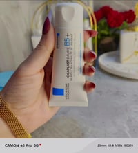 وردية • مرمم البشرة • لاروش بوزيه