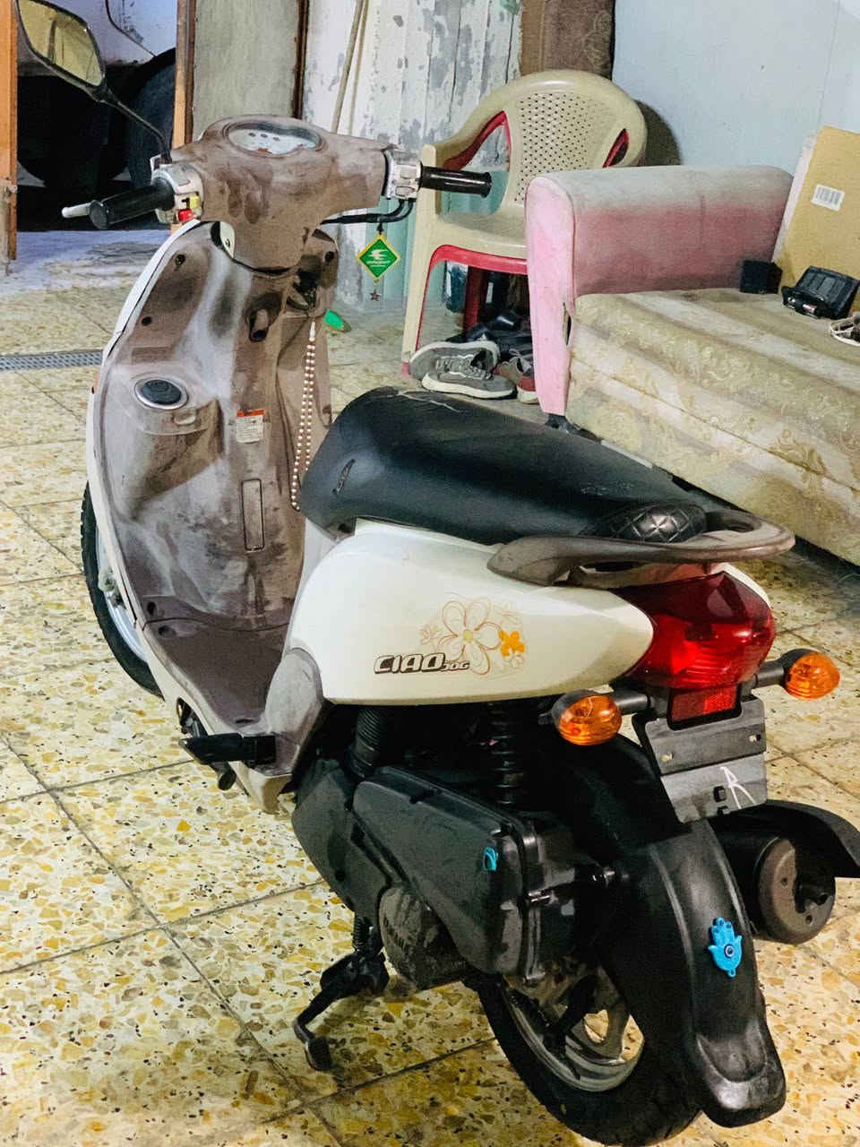 السلام عليكم درجه فله للبيع الدراجه جديده كهربيات كلها شغاله  المكان  بغداد مدينة الصدر السعر950وبيهه مجال***********
