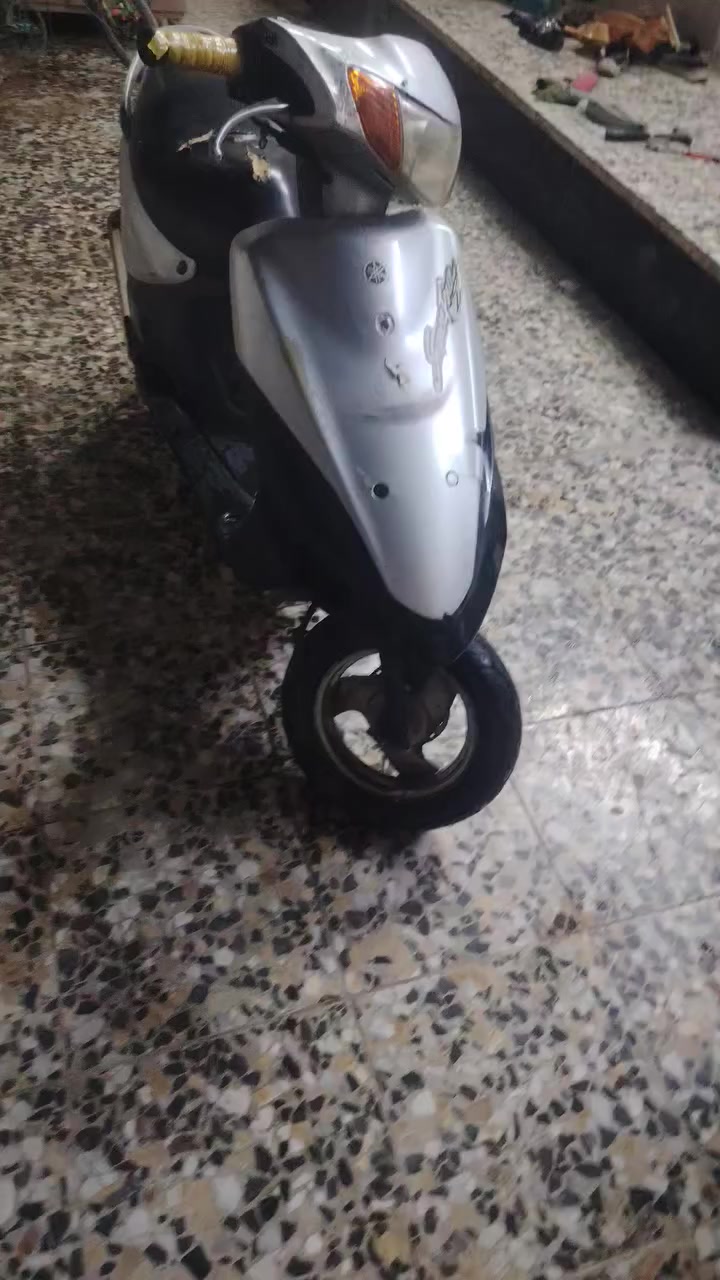 ماكس قجمه 120 دراجه ماامفتوحه بلادي معنا الكلمه كهربائيات شغاله كلهه عوزه بس باتري فقط سعر 350 وبيه مجال شي قليل حك جيه ***********
