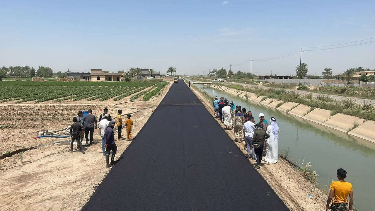 نعمل لأزدهار البلد 
شركة ازدهار بغداد لتبليط وفرش وقشط وصب الشوارع والارصفه وبأسعار تنافسية جداً🔥🔥
للتواصل:
***********
