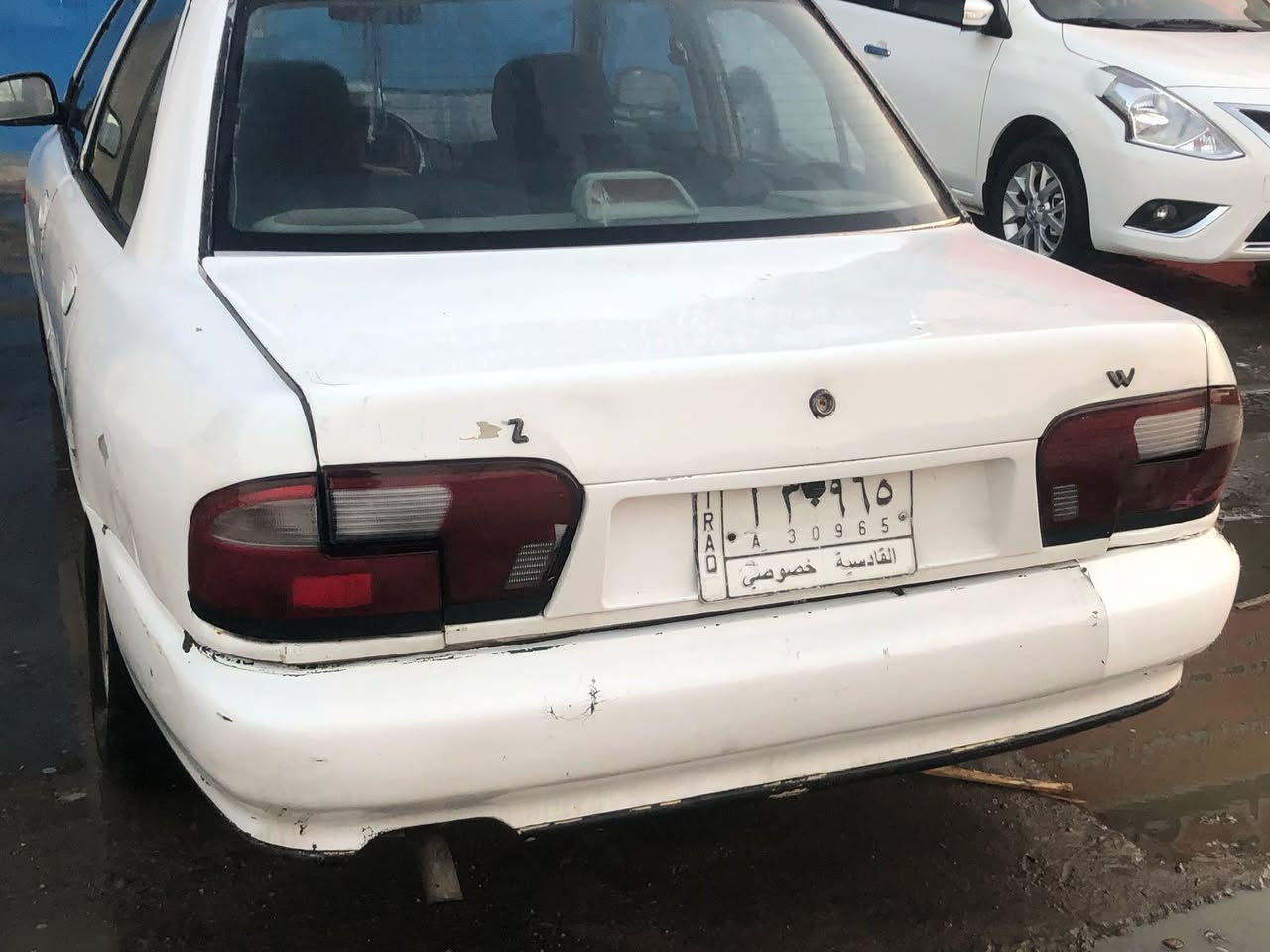 السلام عليكم بروتون موديل 2001 رقم قادسيه الماني سنويه ساقطه نهايه ال 20 مداور مباشر مكينه وكير بحاله جيده الحمدلله كهربائيات كلها شغاله من الطول للطول حداديه 60 بالميه السعر 26 بيه مجال مكاني ناصريه مركز المحافظه قرب كراج بغداد الموحد وانه بالخدمه ***********
